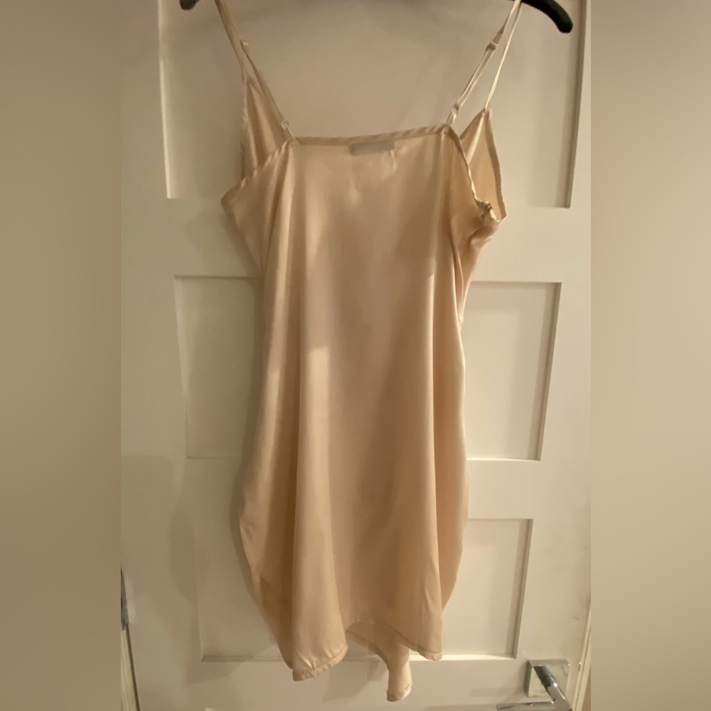 SHEIN champagne satin cami dress NWOT - Picture 4 of 12